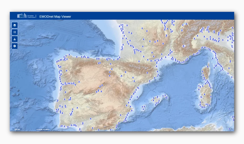 EMODnet Map Viewer showing marinas along the coasts of Spain, France and Italy
